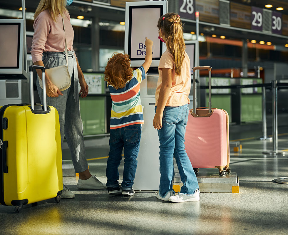 Peser les bagages à l'enregistrement en libre-service